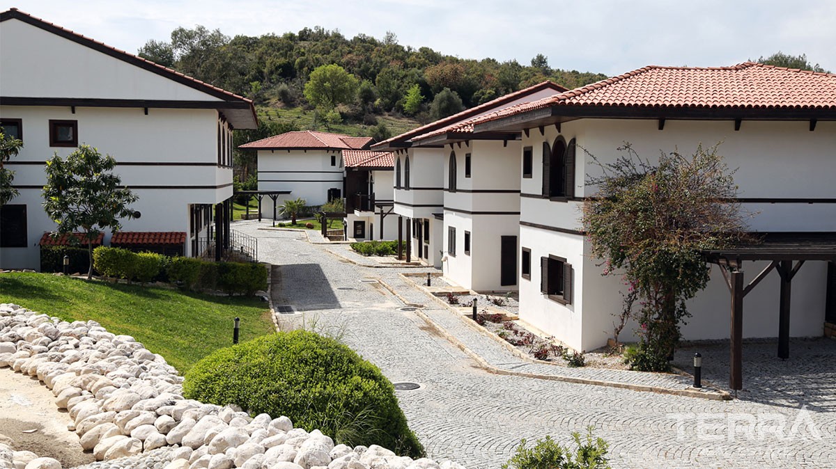 Fully Furnished Houses for sale with Hotel Concept close to Belek - 10766
