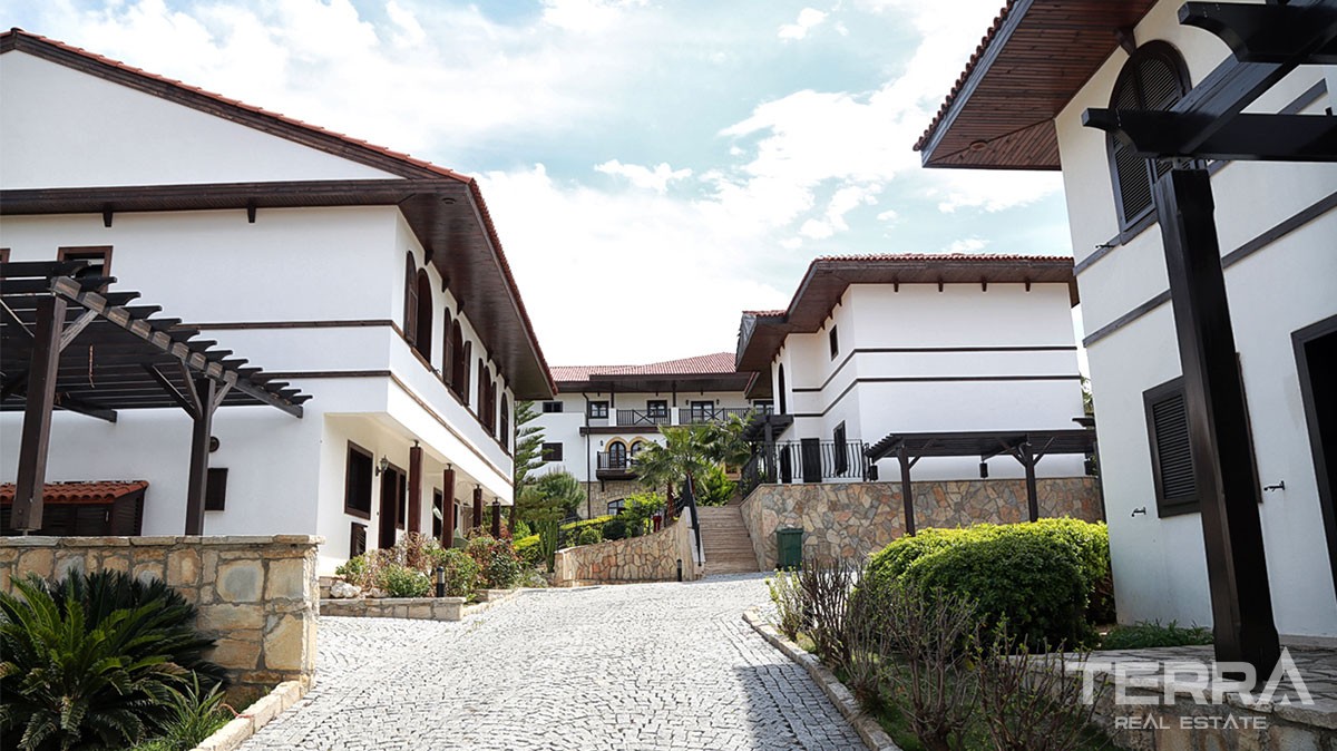 Fully Furnished Houses for sale with Hotel Concept close to Belek - 10772