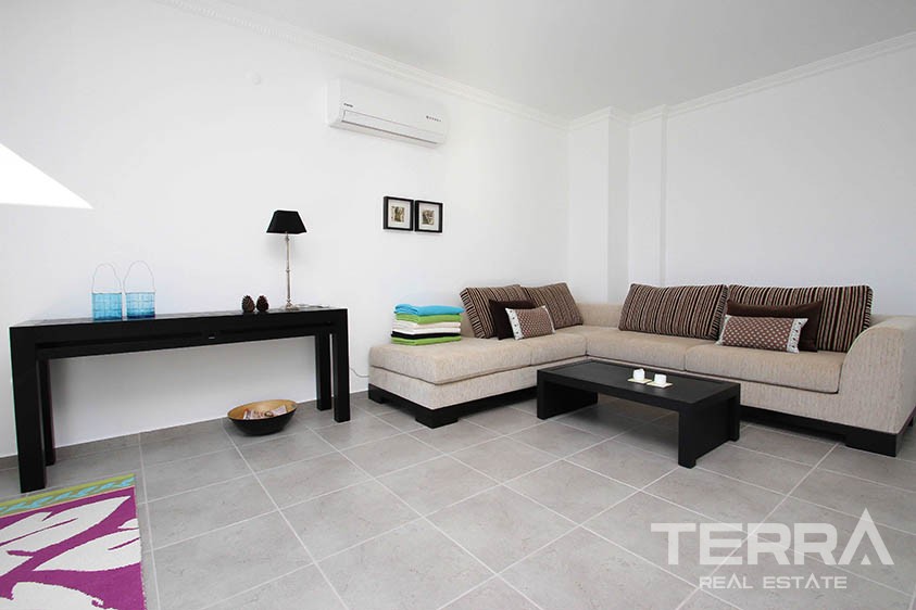 Atemberaubende Villa mit endlosem Blick auf das Mittelmeer und Alanya - 10810