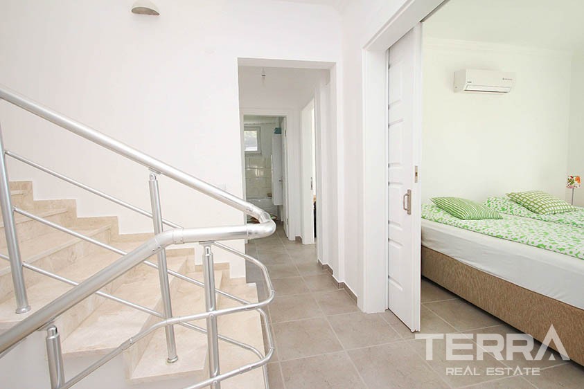 Atemberaubende Villa mit endlosem Blick auf das Mittelmeer und Alanya - 10825