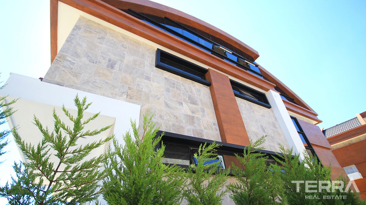 Detached villas with private pool for sale in Antalya Lara - 10977