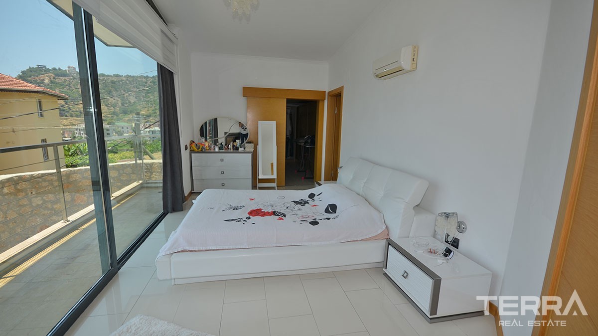 Exclusive Design Villa for Sale in Alanya With Endless Sea View - 11235