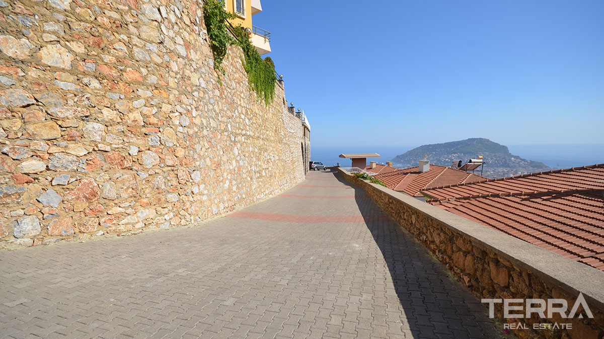 Meerblick-Villa mit Pool in Bektas, Alanya - 11336