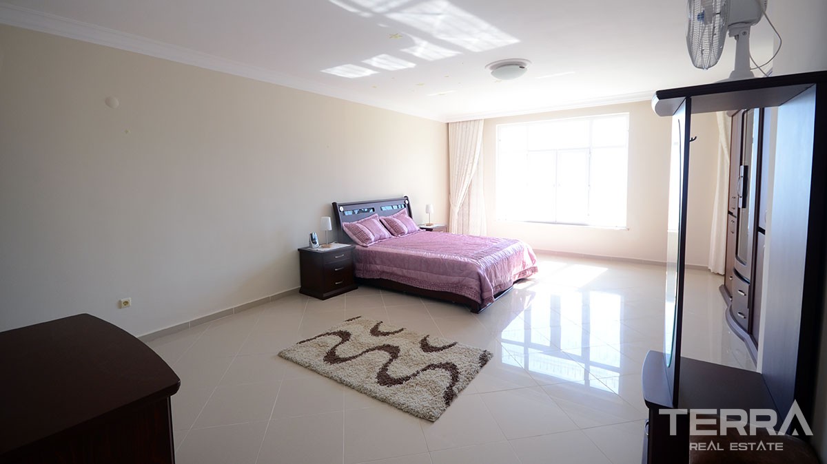 Meerblick-Villa mit Pool in Bektas, Alanya - 11344