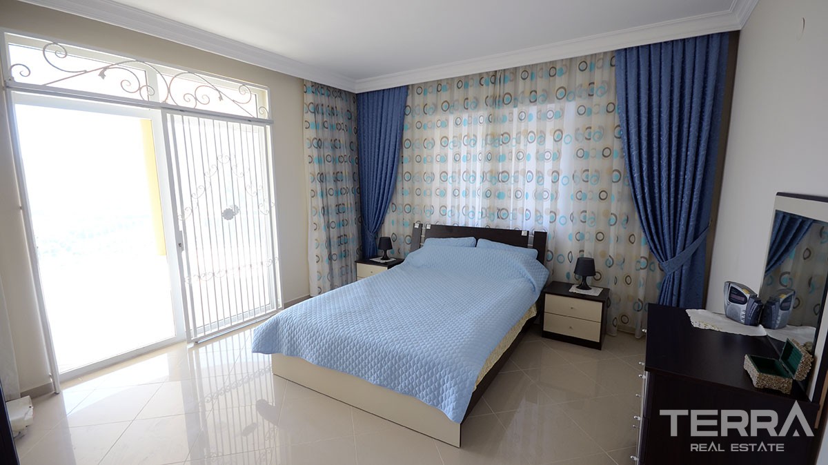 Meerblick-Villa mit Pool in Bektas, Alanya - 11349