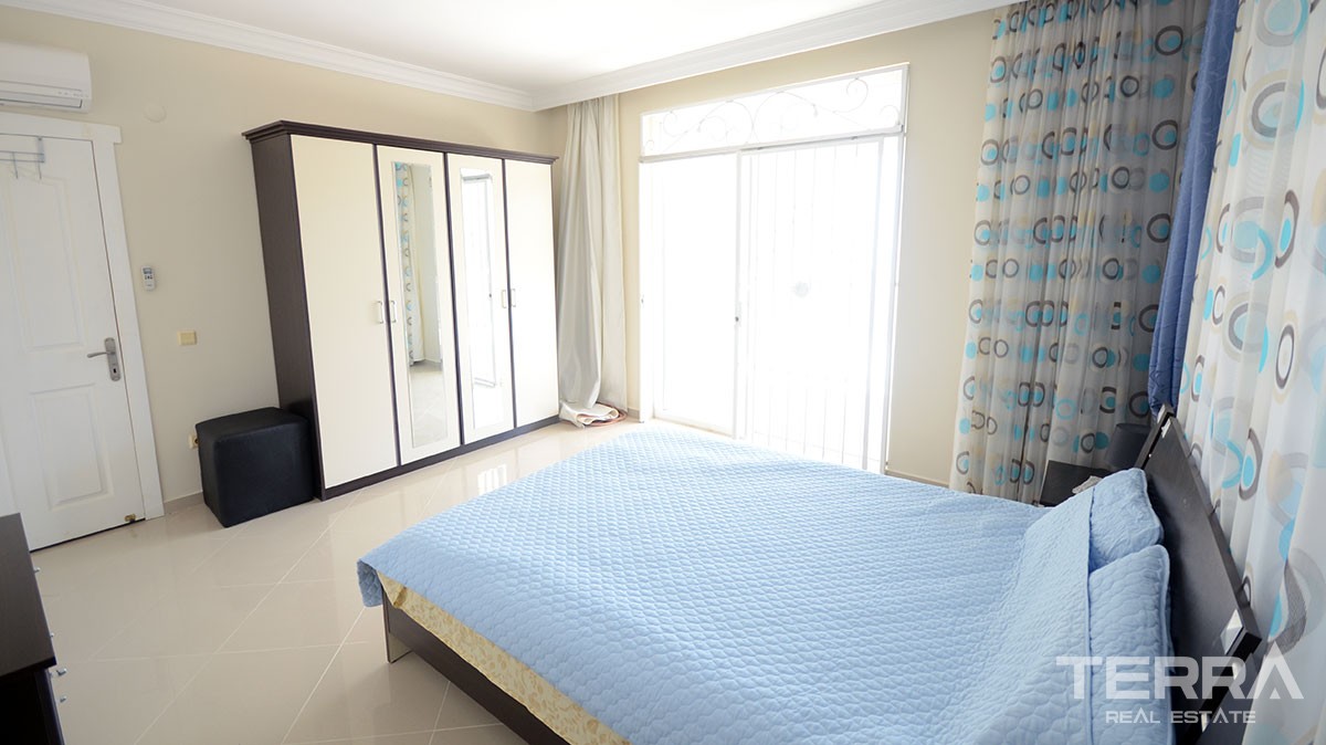 Meerblick-Villa mit Pool in Bektas, Alanya - 11350