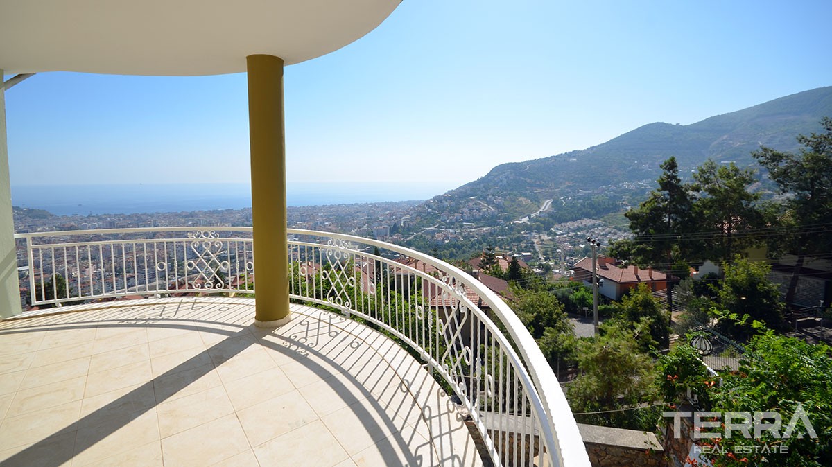 Meerblick-Villa mit Pool in Bektas, Alanya - 11356