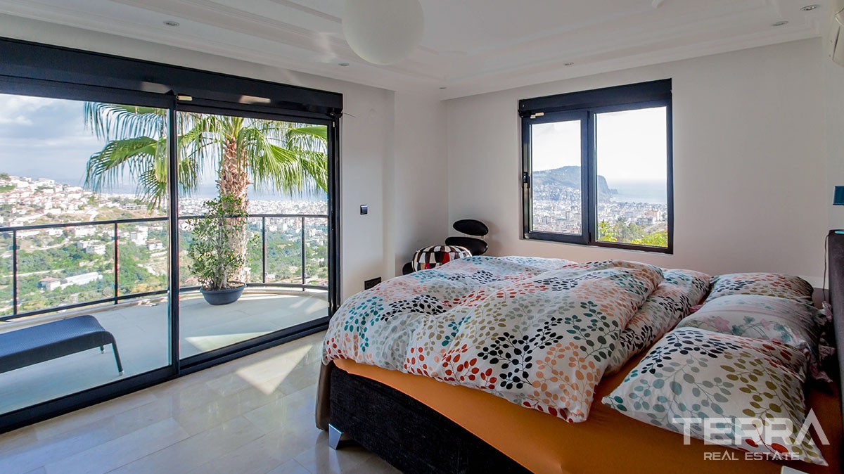 Großes Doppelhaus mit herrlichem Meerblick in Alanya Tepe - 11520