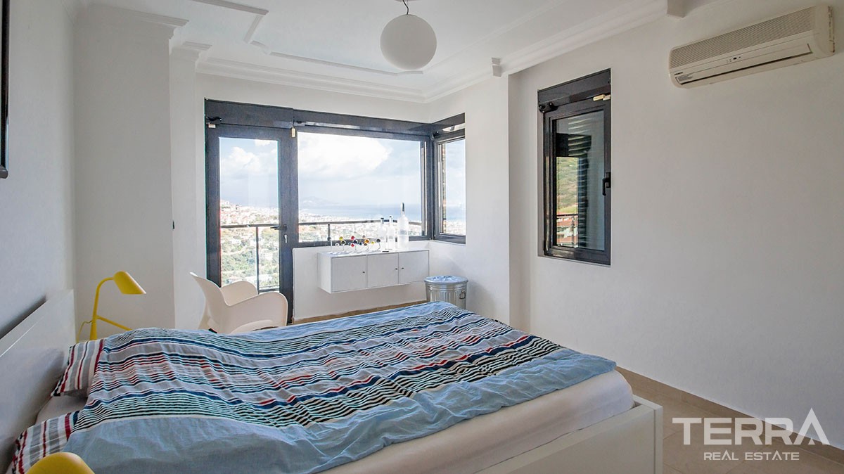 Großes Doppelhaus mit herrlichem Meerblick in Alanya Tepe - 11523