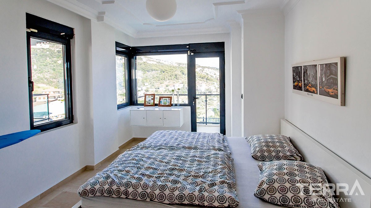 Großes Doppelhaus mit herrlichem Meerblick in Alanya Tepe - 11528