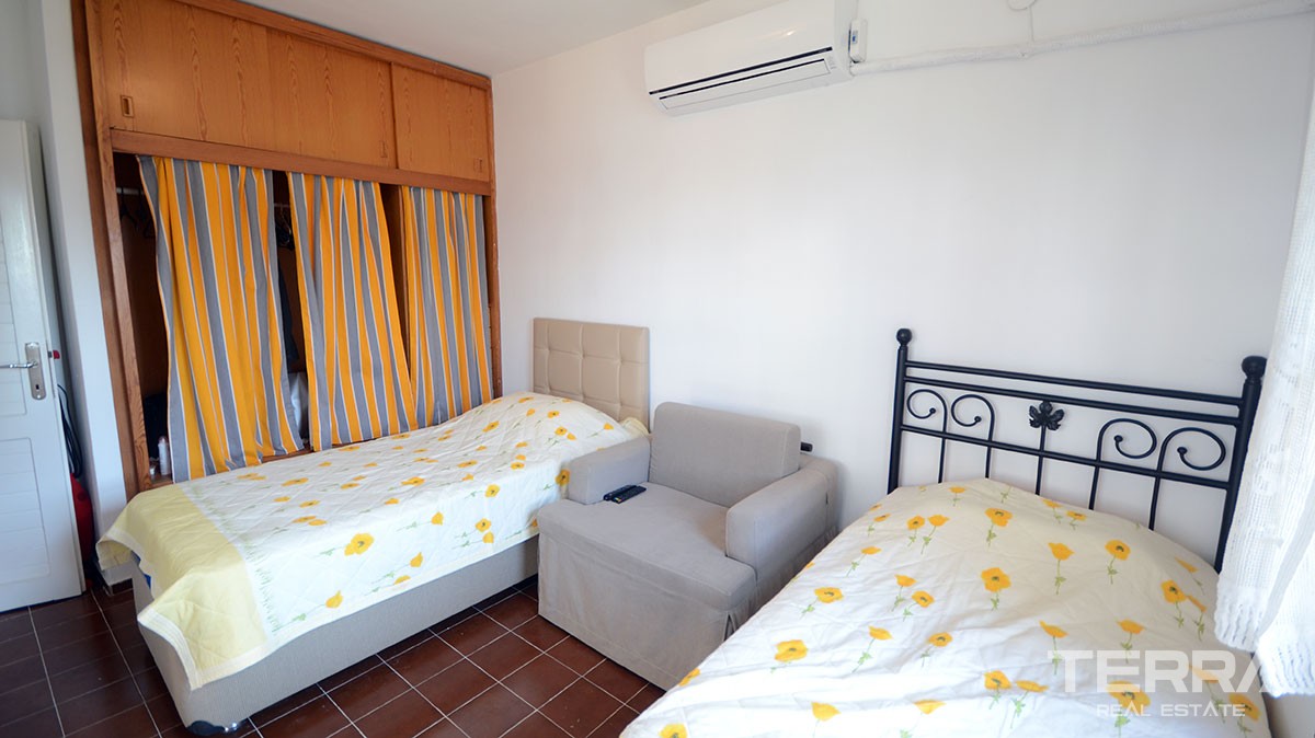 Seafront villa for sale in Alanya Avsallar at a bargain price - 11609