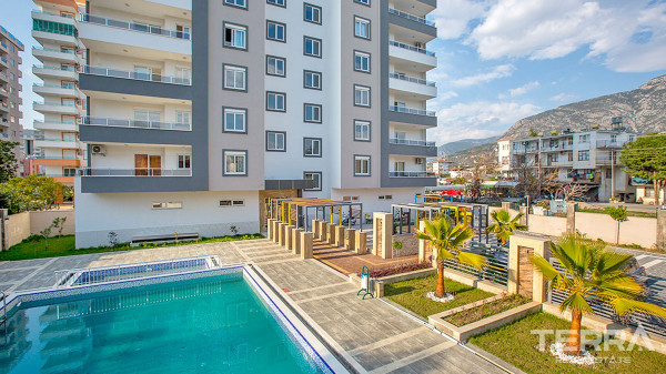 Neubau-wohnung zu verkaufen mit Meerblick in Mahmutlar Alanya