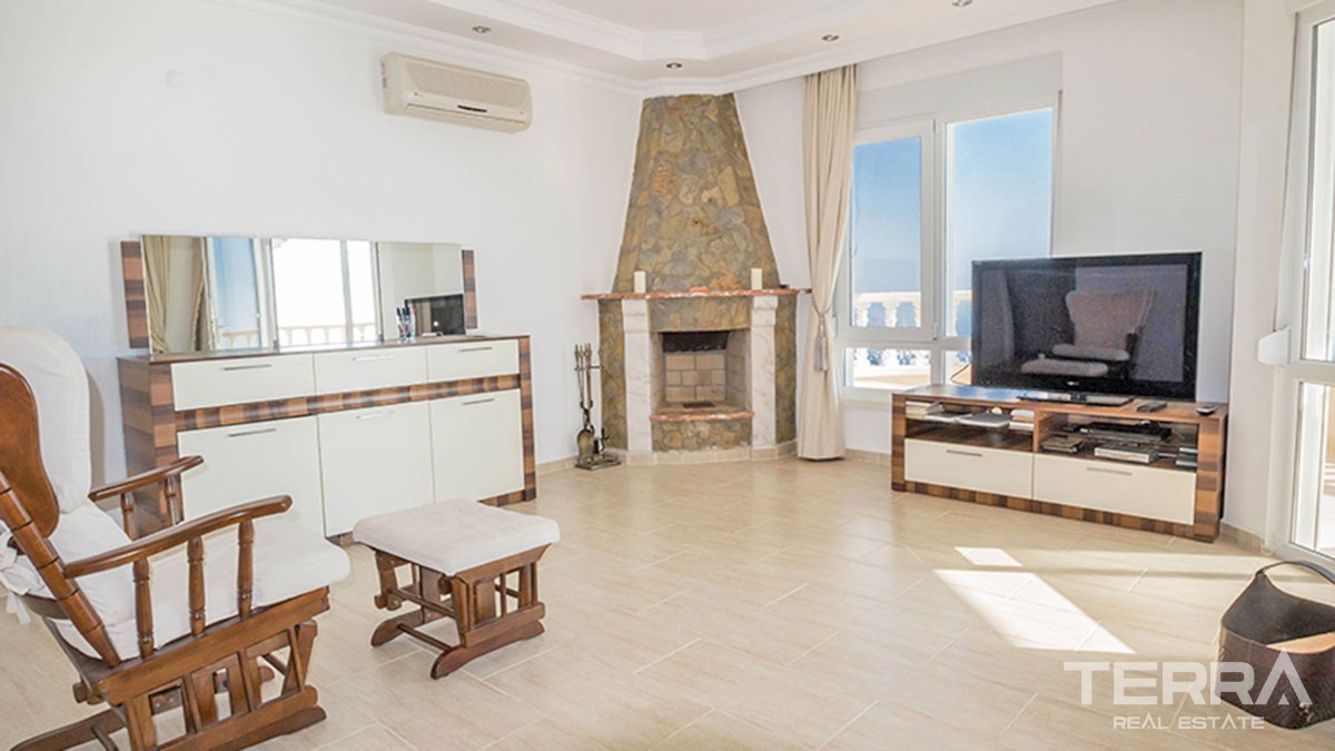 Alanya Sea-View Flats and Penthouses Resale in Prestigious Bektaş - 47243