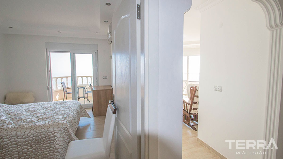 Alanya Sea-View Flats and Penthouses Resale in Prestigious Bektaş - 47247