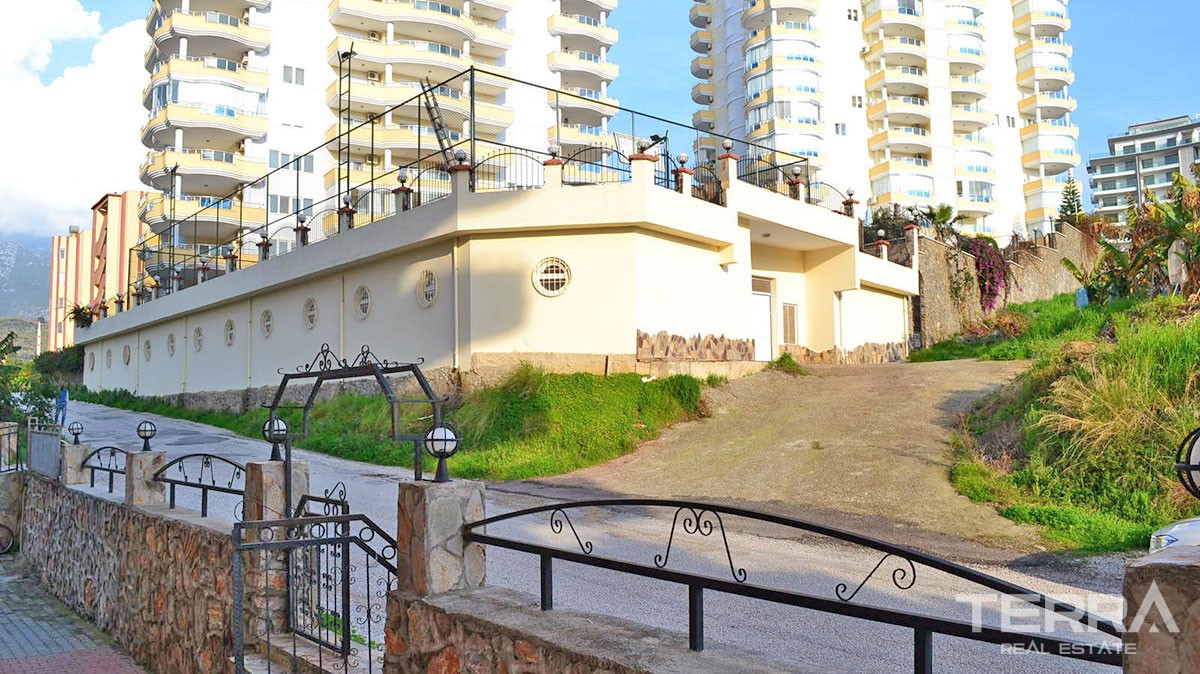 Cheap 2 bedroom apartment for sale in Mahmutlar, Alanya - 11844