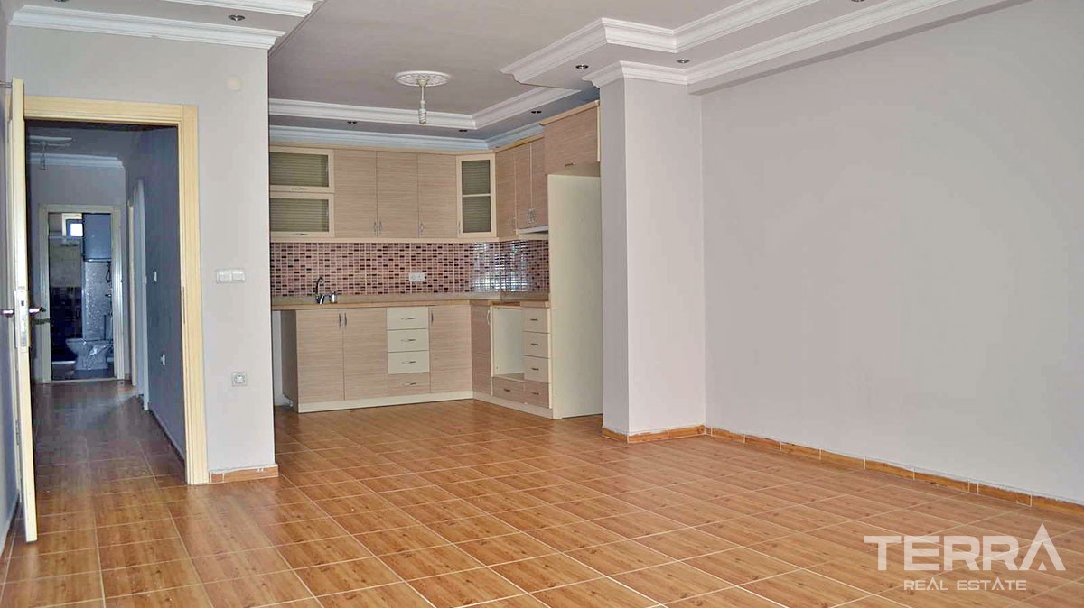 Cheap 2 bedroom apartment for sale in Mahmutlar, Alanya - 11847