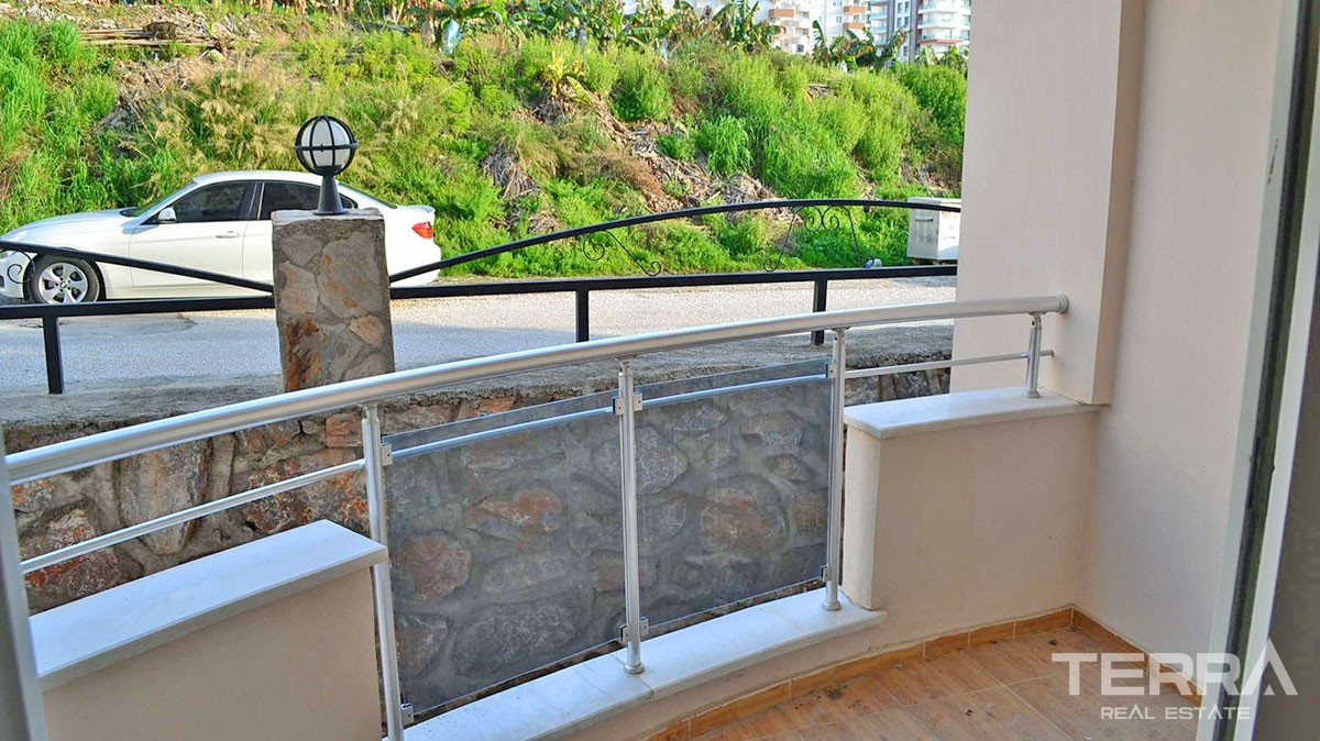 Cheap 2 bedroom apartment for sale in Mahmutlar, Alanya - 11853