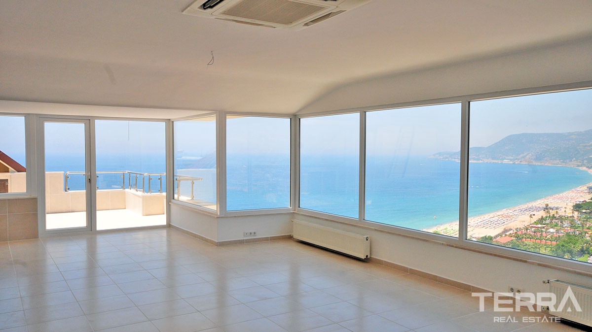 Sea View Villa for Sale in Alanya overlooking Cleopatra Beach - 11882