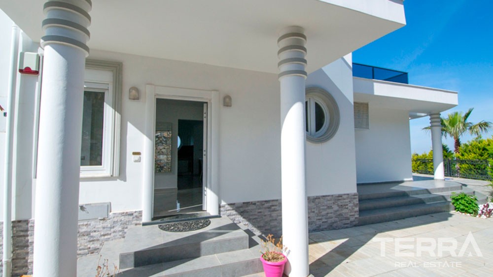 Detached sea view villa for sale in Kargıcak, Alanya - 11966