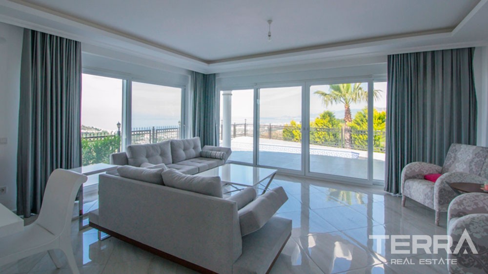 Detached sea view villa for sale in Kargıcak, Alanya - 11970