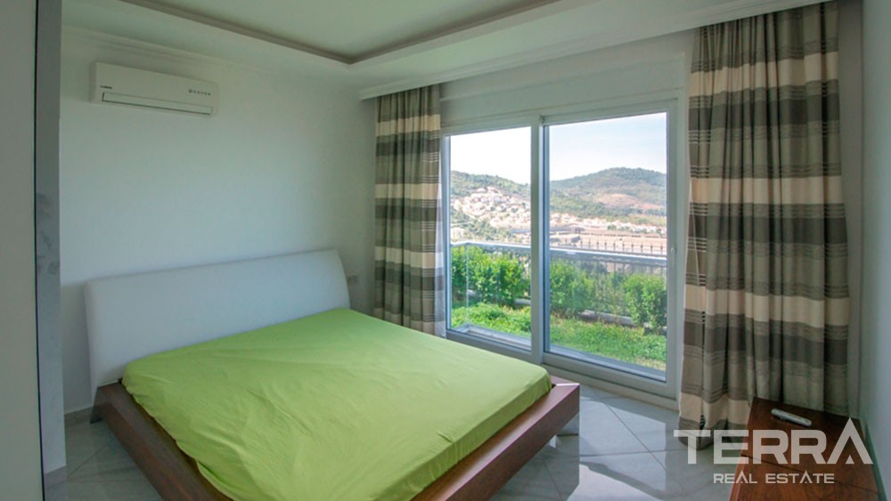 Detached sea view villa for sale in Kargıcak, Alanya - 11978