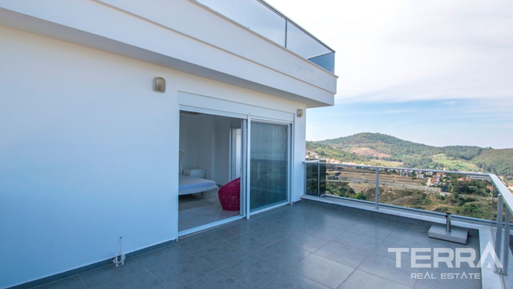 Detached sea view villa for sale in Kargıcak, Alanya - 11981
