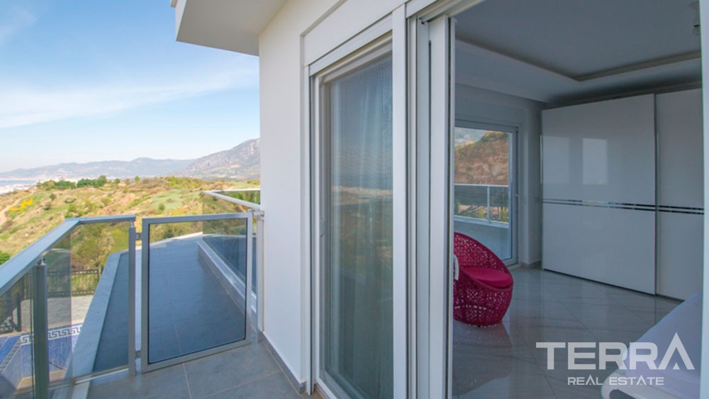 Detached sea view villa for sale in Kargıcak, Alanya - 11984