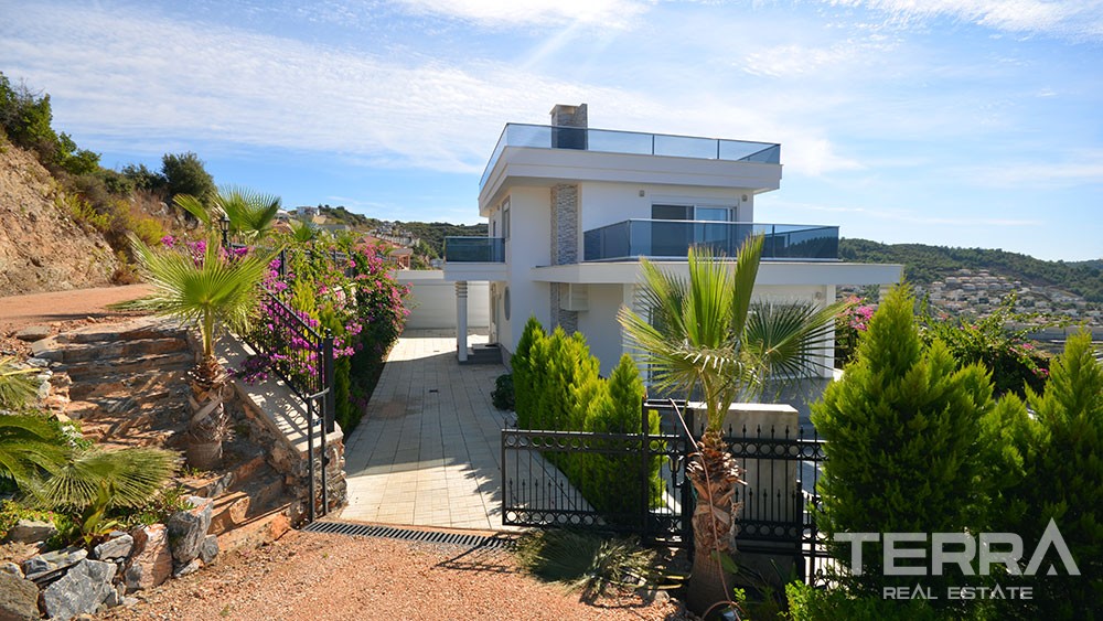 Detached sea view villa for sale in Kargıcak, Alanya - 11989