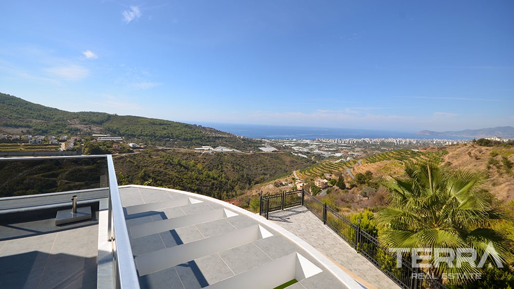 Detached sea view villa for sale in Kargıcak, Alanya - 11992