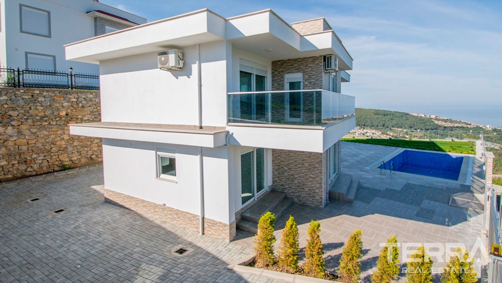 Exclusive sea view villa for sale in Alanya, Kargicak - 12135