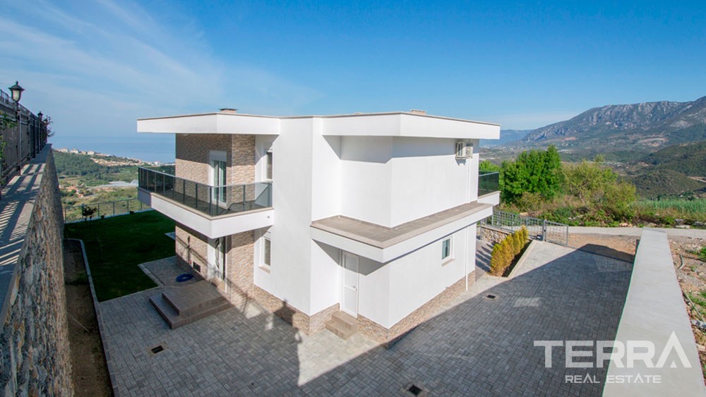 Exclusive sea view villa for sale in Alanya, Kargicak - 12136