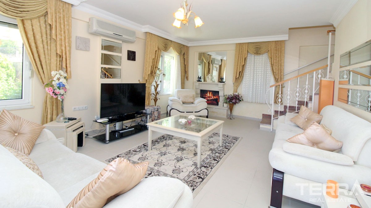 Fully furnished detached villa for sale in Alanya, Kargıcak - 12171