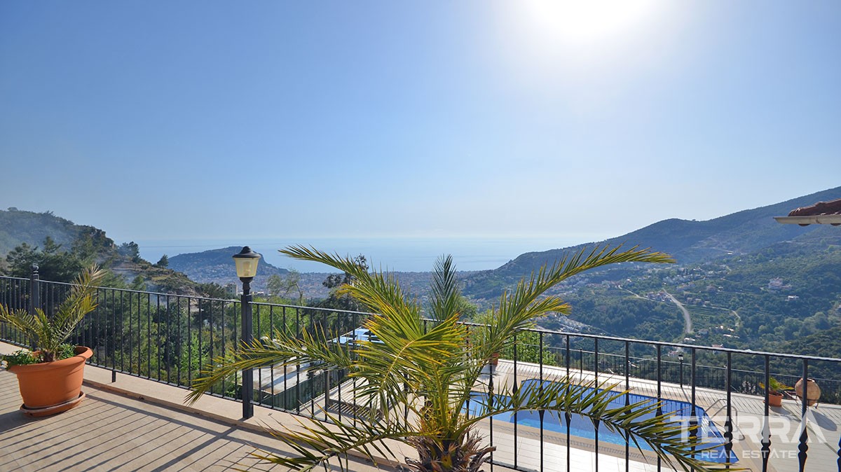Endless sea view villa for sale in Alanya Bektaş - 12420