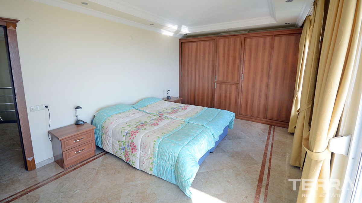 Endless sea view villa for sale in Alanya Bektaş - 12429