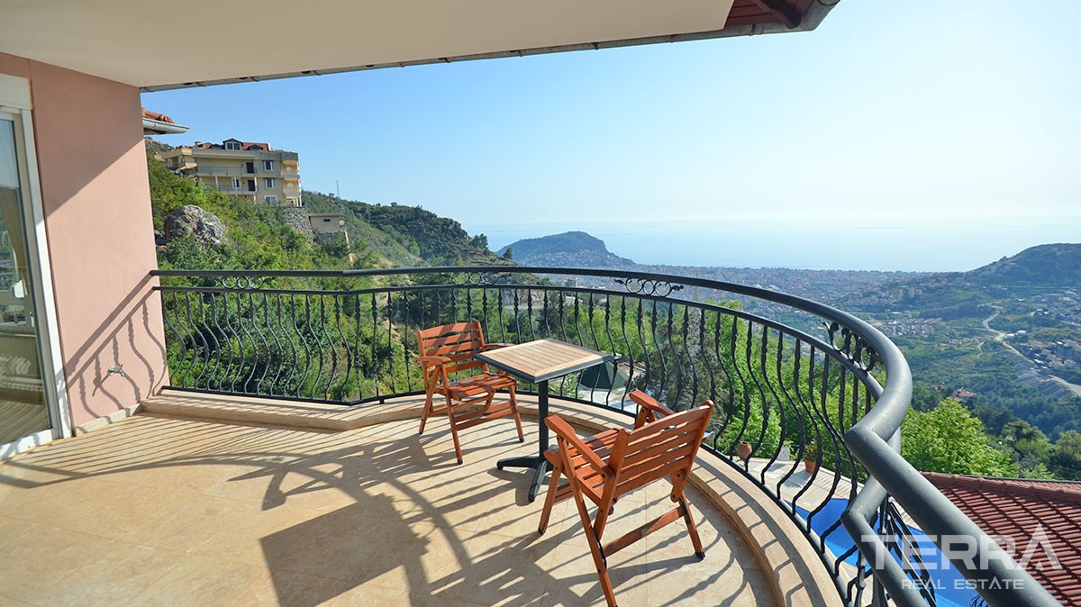 Endless sea view villa for sale in Alanya Bektaş - 12437