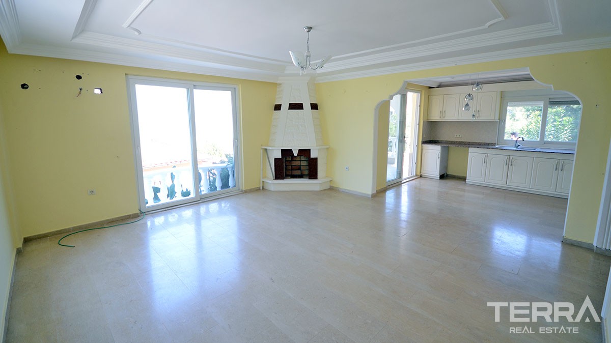 Detached villa for sale with private garden in Kargicak, Alanya - 12640