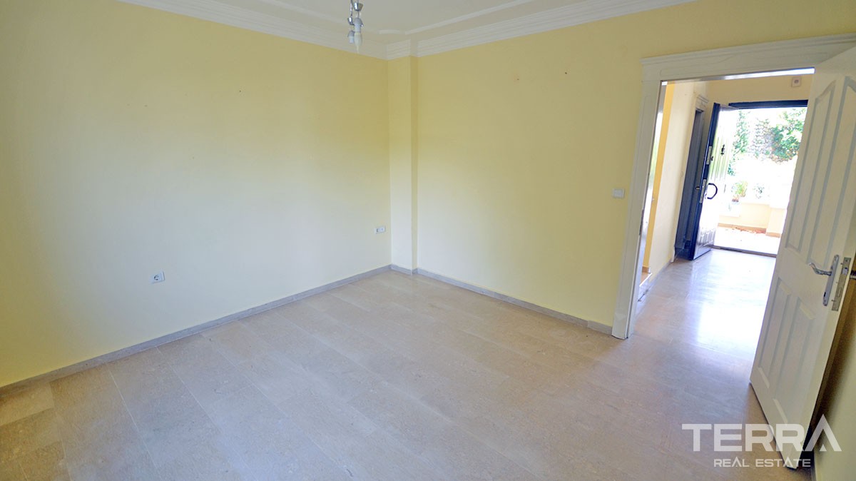 Detached villa for sale with private garden in Kargicak, Alanya - 12644