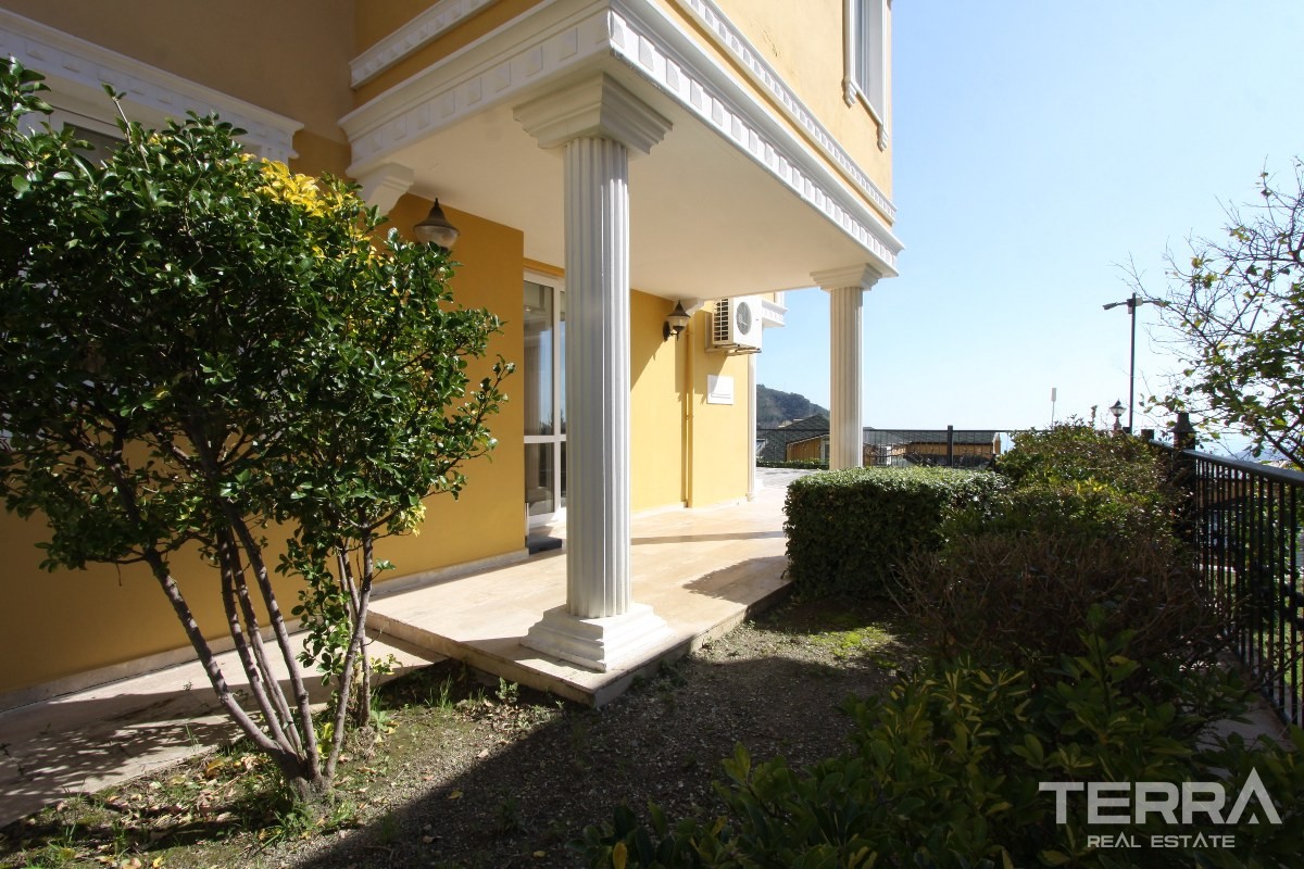 Detached Villa for Sale in Alanya Tepe With Private Swimming Pool - 36608