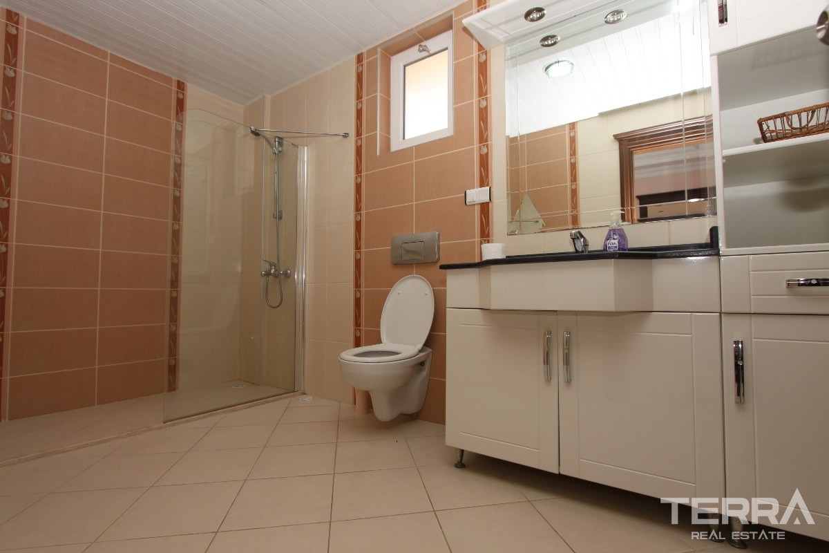 Detached Villa for Sale in Alanya Tepe With Private Swimming Pool - 36628
