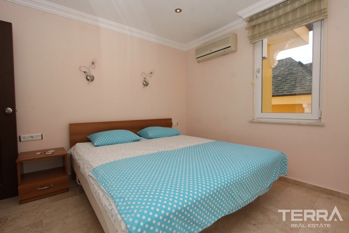 Detached Villa for Sale in Alanya Tepe With Private Swimming Pool - 36637