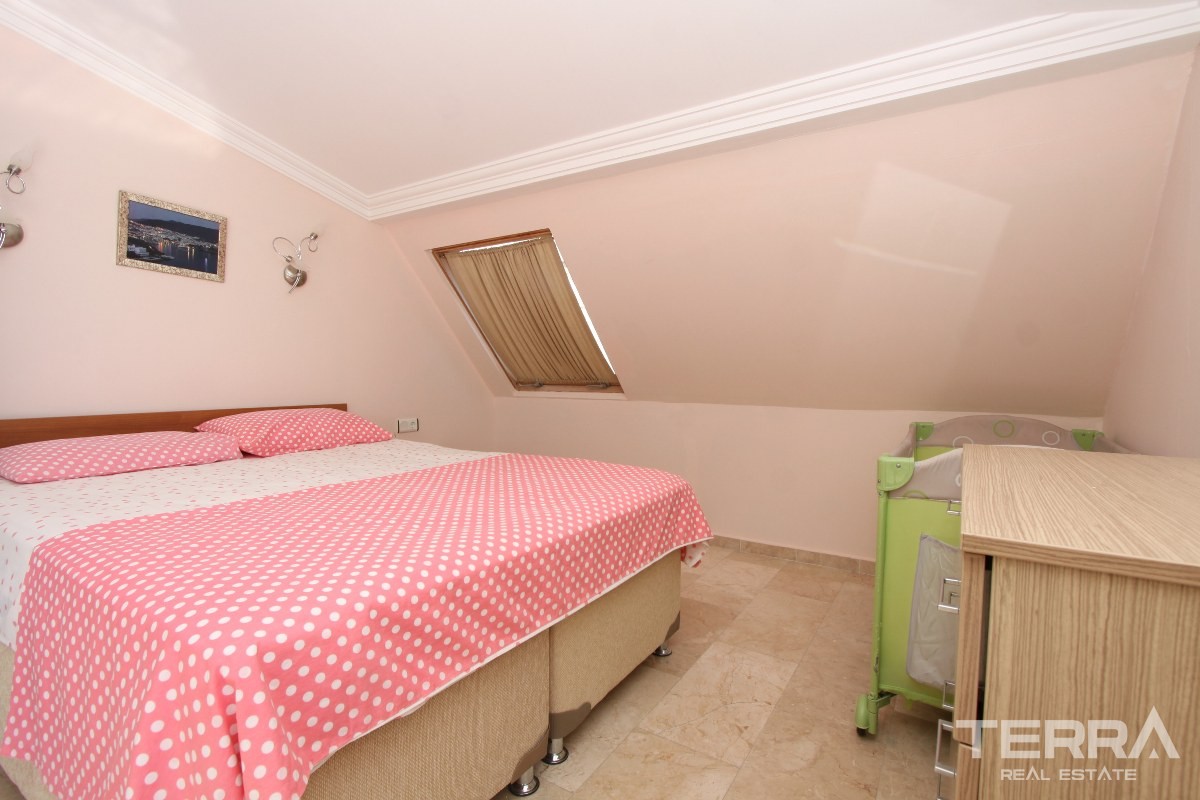 Detached Villa for Sale in Alanya Tepe With Private Swimming Pool - 36642