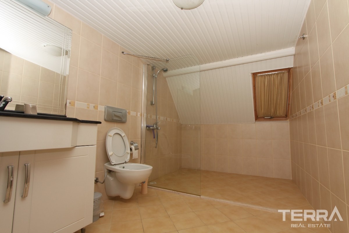 Detached Villa for Sale in Alanya Tepe With Private Swimming Pool - 36647
