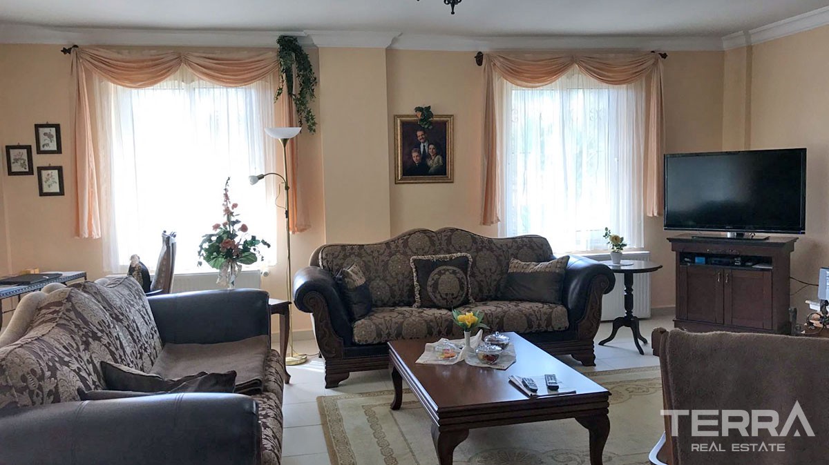 Detached Villa in Alanya Avsallar in a Nice Green Environment - 12720
