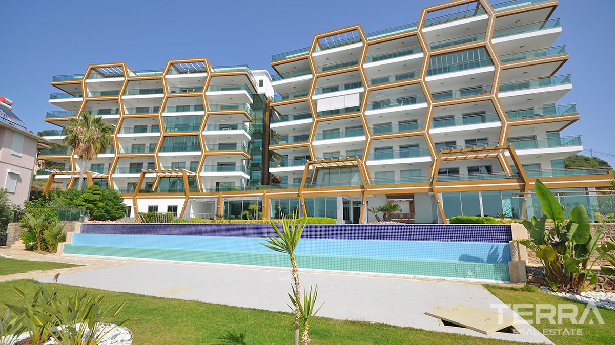 Exclusive sea front penthouse for sale in Alanya, Kargıcak - 12732
