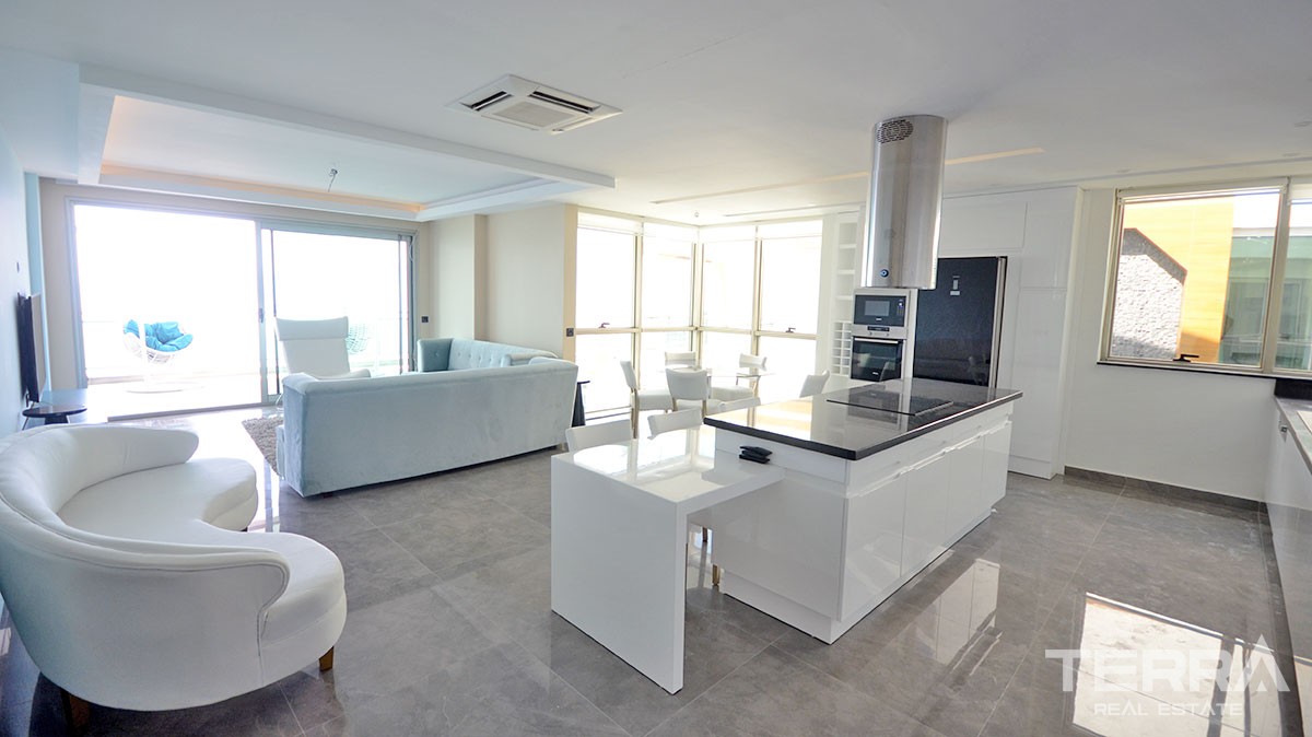 Exclusive sea front penthouse for sale in Alanya, Kargıcak - 12752