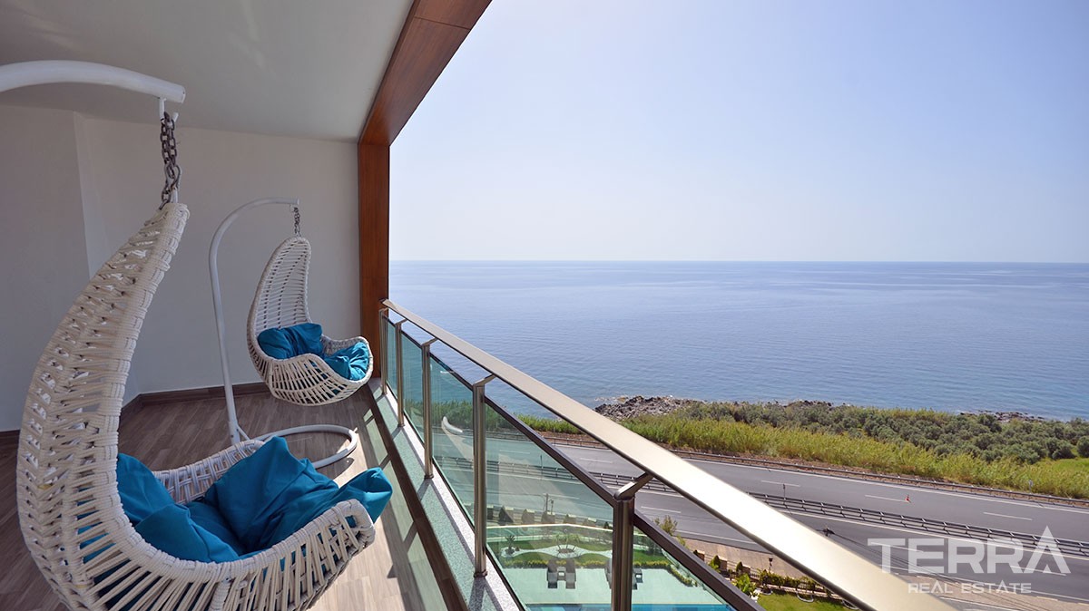 Exclusive sea front penthouse for sale in Alanya, Kargıcak - 12770