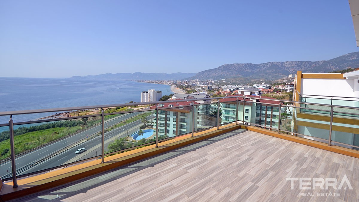 Exclusive sea front penthouse for sale in Alanya, Kargıcak - 12773