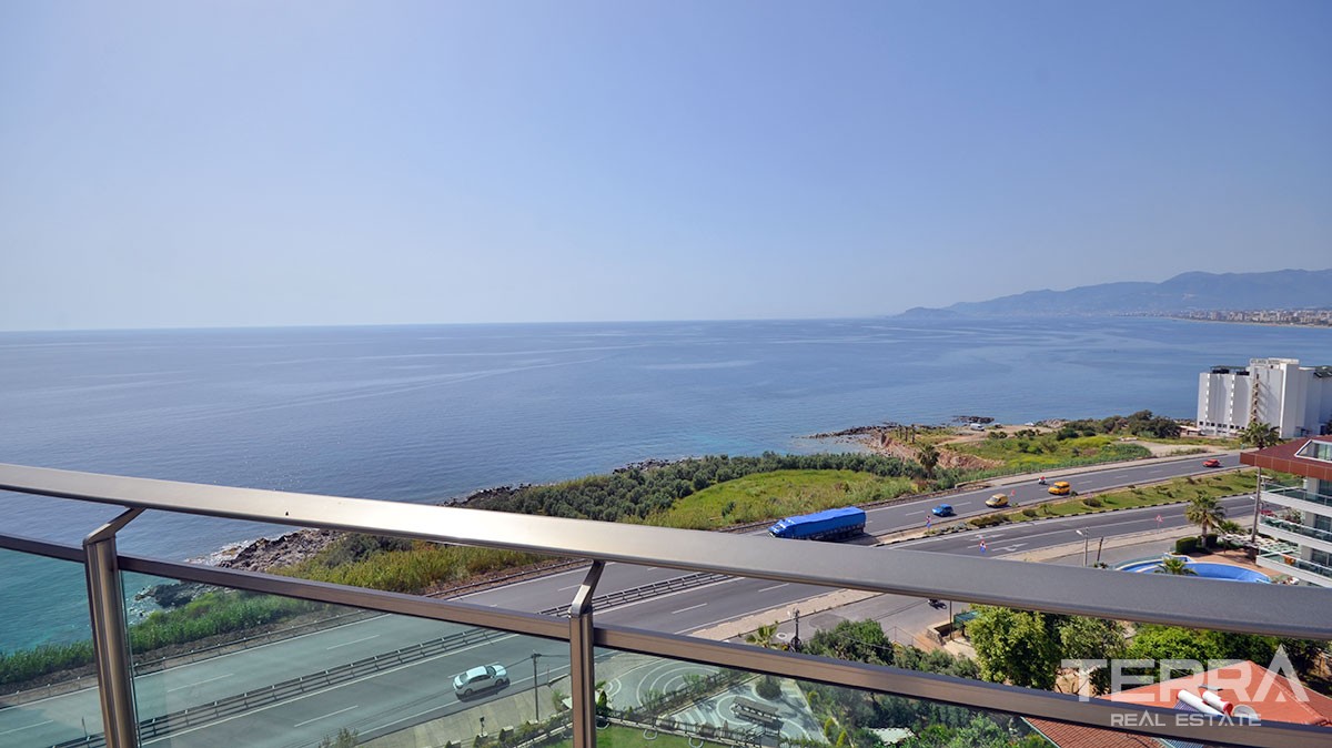 Exclusive sea front penthouse for sale in Alanya, Kargıcak - 12775