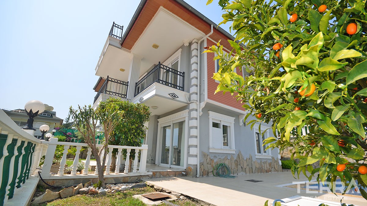 Sea view detached villa for sale in Alanya Tepe with private pool - 12818