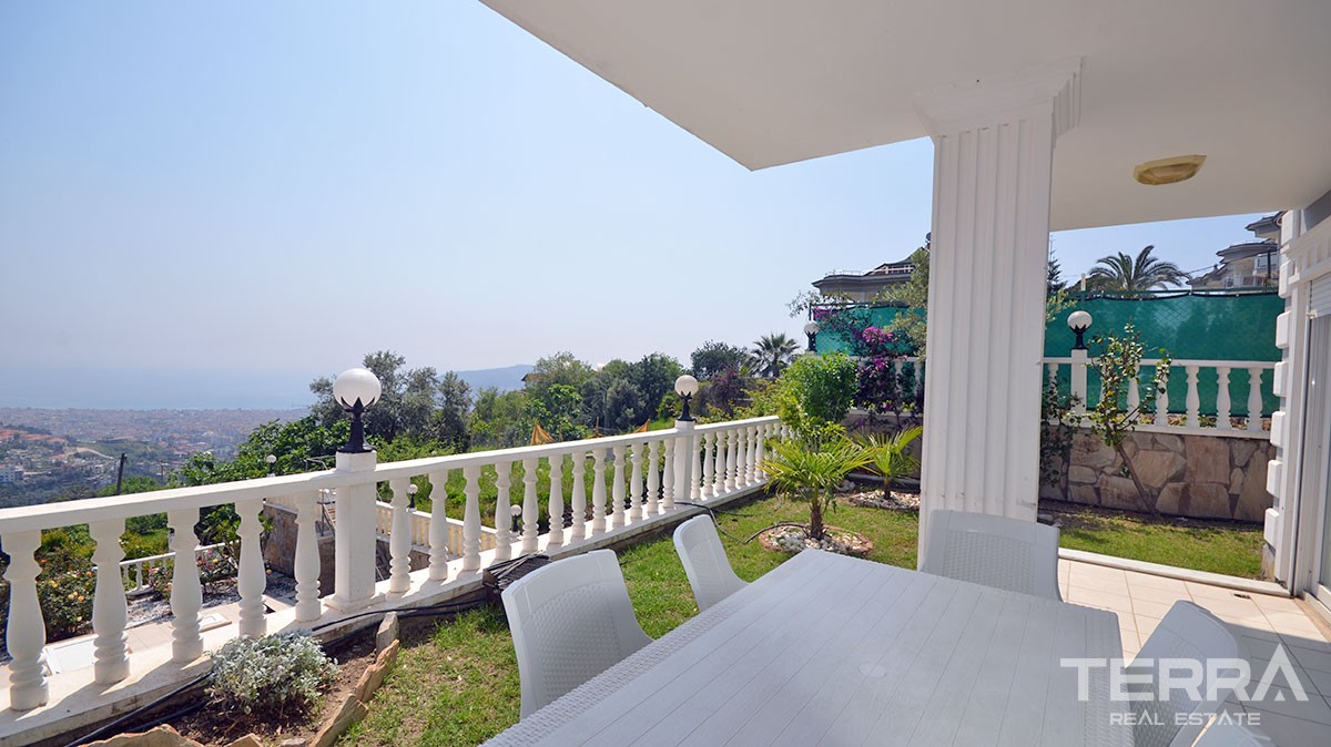 Sea view detached villa for sale in Alanya Tepe with private pool - 12821